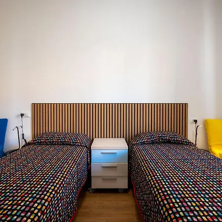 Comoda Apartment