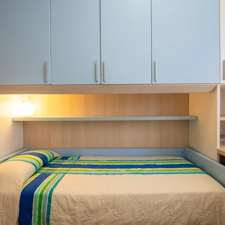 Comoda Apartment *